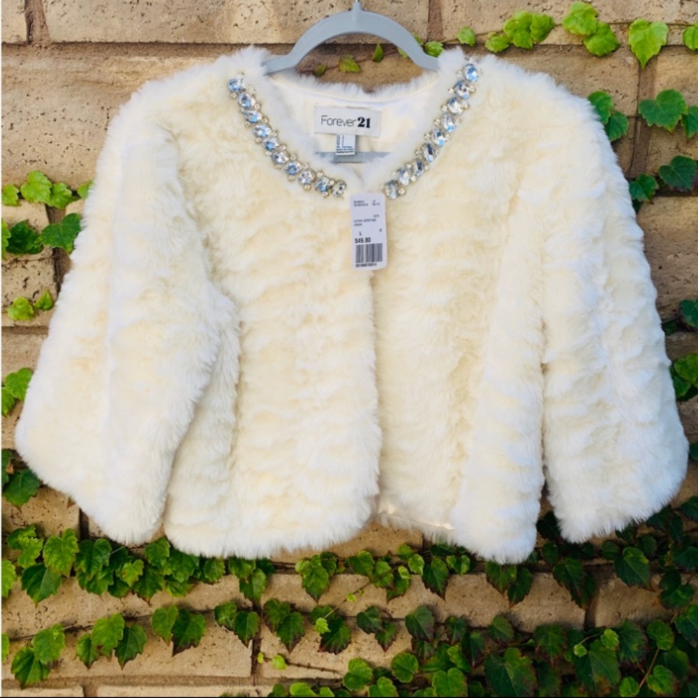 FOREVER 21 Faux Fur Coat with Diamonds Sz Lg